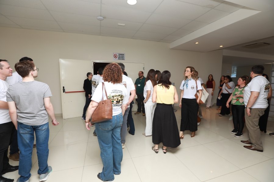 TURMA XXIX DE MEDICINA DA FAMERP SE REENCONTRA E TRANSFORMA SAUDADE EM EMOÇÃO 25 ANOS DEPOIS - Eloisa Mattos