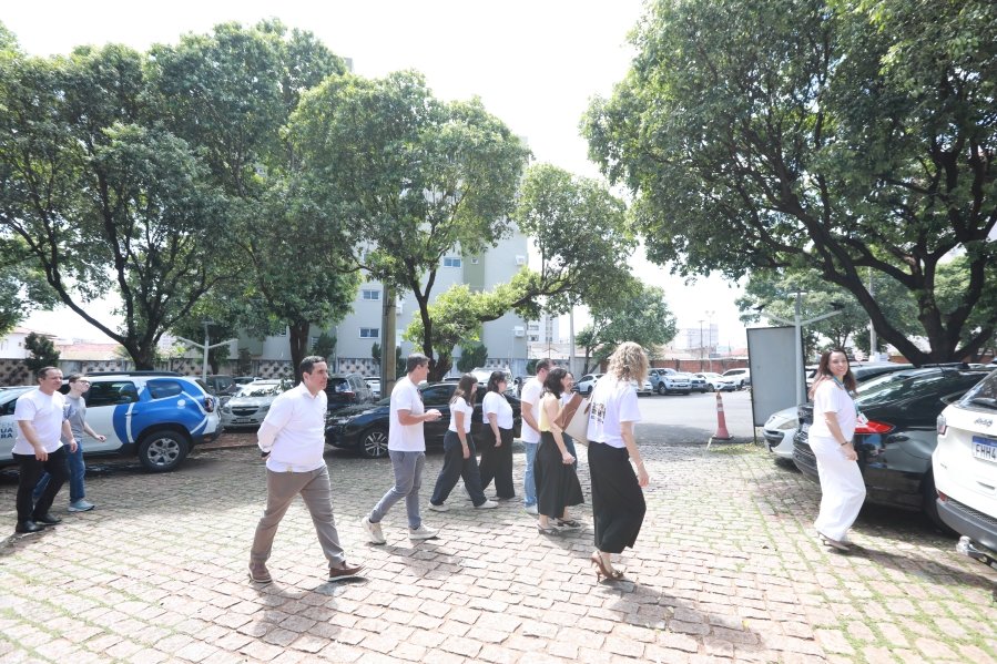 TURMA XXIX DE MEDICINA DA FAMERP SE REENCONTRA E TRANSFORMA SAUDADE EM EMOÇÃO 25 ANOS DEPOIS - Eloisa Mattos
