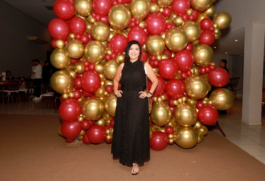 VANESSA MELLO COMEMORA ANIVERSÁRIO EM GRANDE ESTILO - Eloisa Mattos