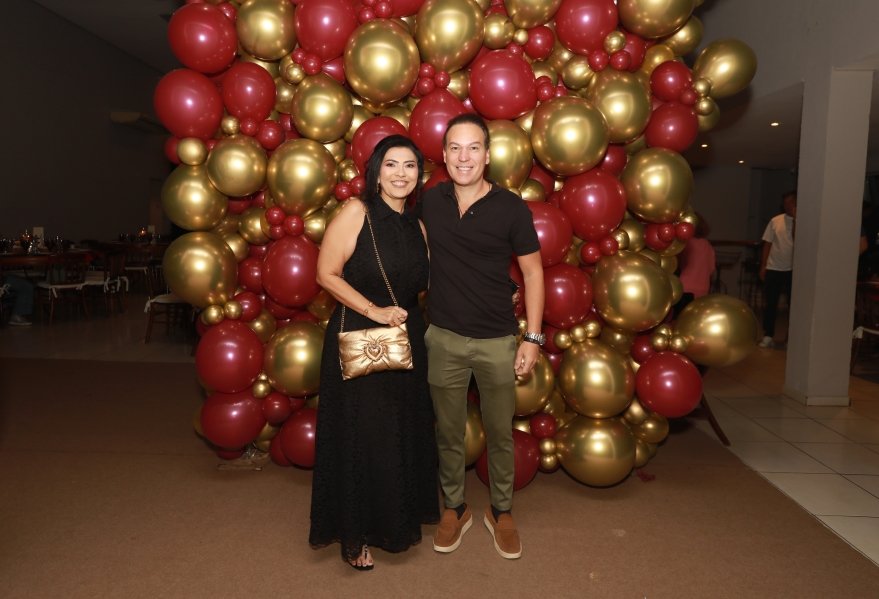 VANESSA MELLO COMEMORA ANIVERSÁRIO EM GRANDE ESTILO - Eloisa Mattos