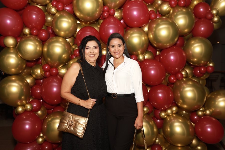 VANESSA MELLO COMEMORA ANIVERSÁRIO EM GRANDE ESTILO - Eloisa Mattos