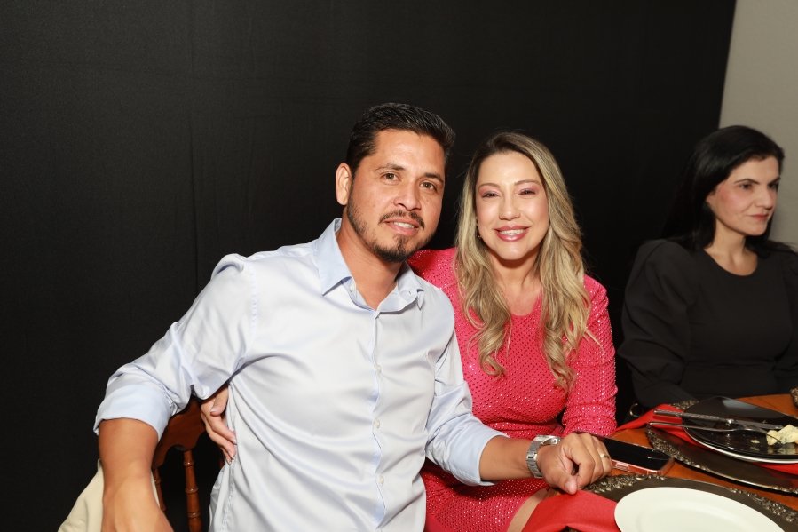 VANESSA MELLO COMEMORA ANIVERSÁRIO EM GRANDE ESTILO - Eloisa Mattos