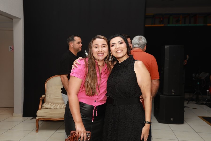 VANESSA MELLO COMEMORA ANIVERSÁRIO EM GRANDE ESTILO - Eloisa Mattos