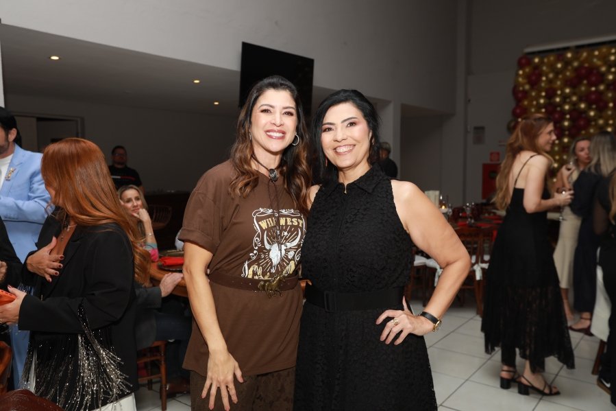 VANESSA MELLO COMEMORA ANIVERSÁRIO EM GRANDE ESTILO - Eloisa Mattos