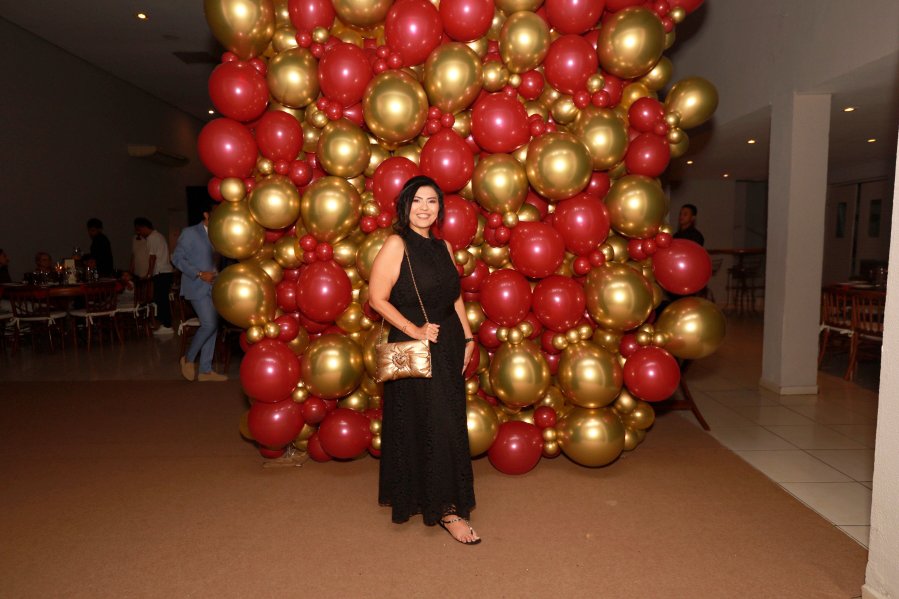 VANESSA MELLO COMEMORA ANIVERSÁRIO EM GRANDE ESTILO - Eloisa Mattos