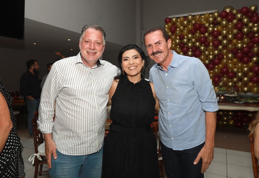 VANESSA MELLO COMEMORA ANIVERSÁRIO EM GRANDE ESTILO - Eloisa Mattos