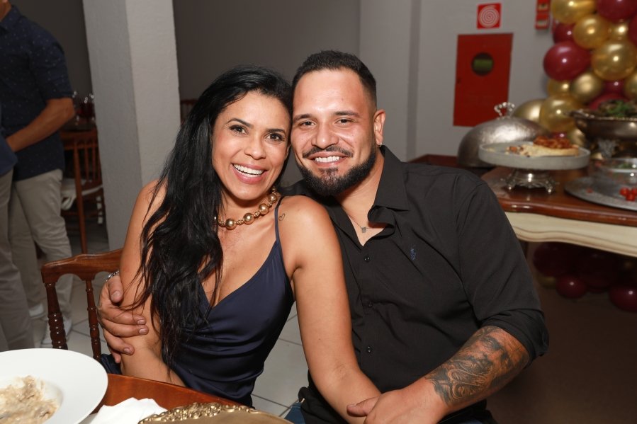 VANESSA MELLO COMEMORA ANIVERSÁRIO EM GRANDE ESTILO - Eloisa Mattos