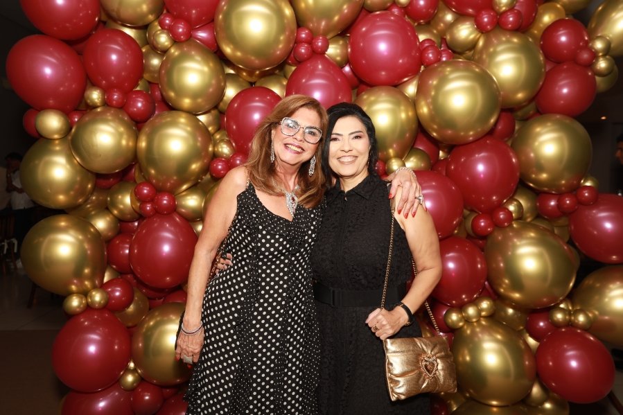 VANESSA MELLO COMEMORA ANIVERSÁRIO EM GRANDE ESTILO - Eloisa Mattos