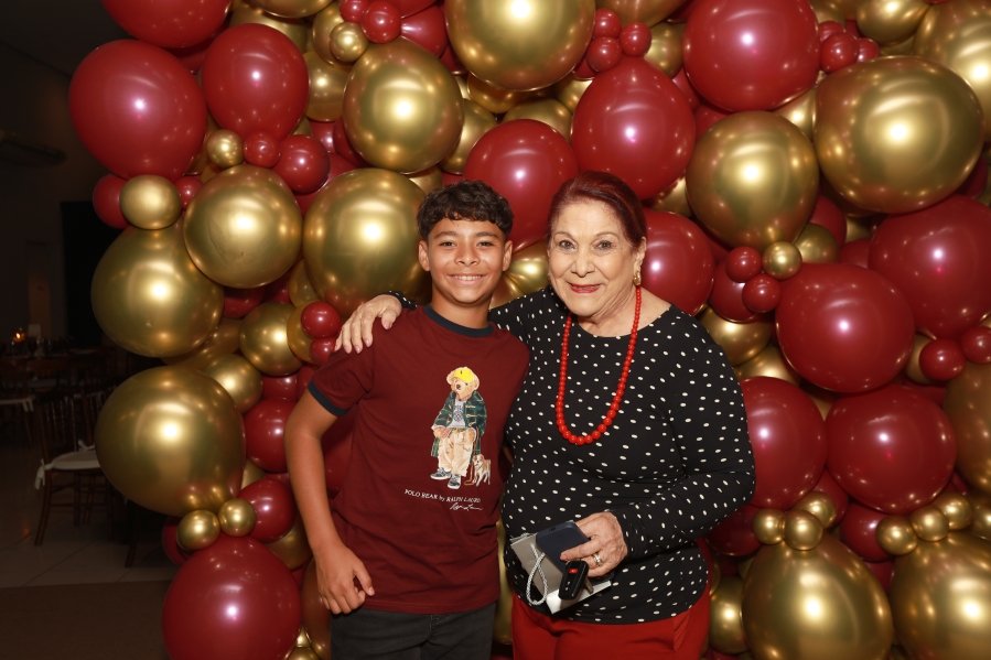 VANESSA MELLO COMEMORA ANIVERSÁRIO EM GRANDE ESTILO - Eloisa Mattos