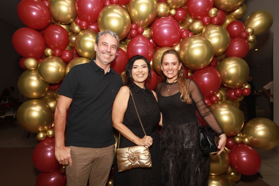 VANESSA MELLO COMEMORA ANIVERSÁRIO EM GRANDE ESTILO - Eloisa Mattos