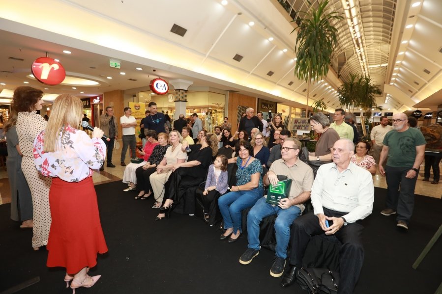 MOVIMENTO SERTÃO INAUGURA EXPOSIÇÃO NO RIOPRETO SHOPPING COM HOMENAGEM AO ARQUITETO JOSÉ VILLANOVA - Eloisa Mattos