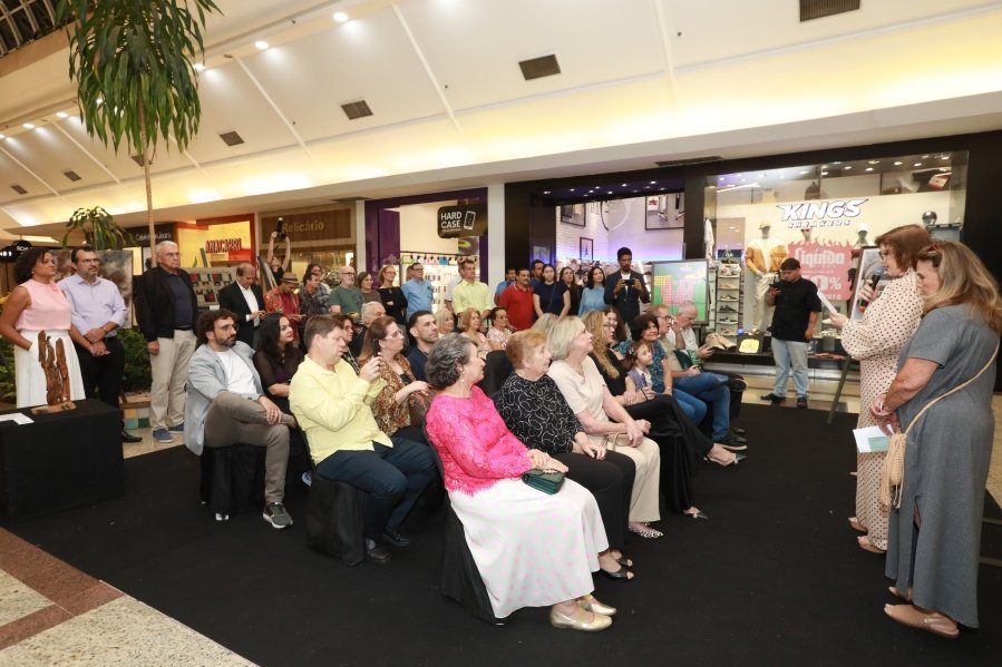 MOVIMENTO SERTÃO INAUGURA EXPOSIÇÃO NO RIOPRETO SHOPPING COM HOMENAGEM AO ARQUITETO JOSÉ VILLANOVA - Eloisa Mattos