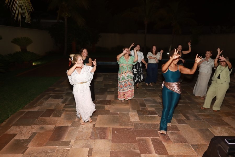 UMA NOITE DE CELEBRAÇÃO PARA TELMA MAIA POLO –  CONFRA. MAGNÓLIAS - Eloisa Mattos