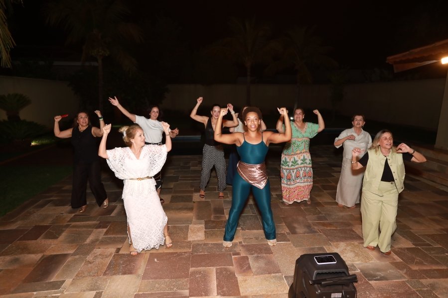 UMA NOITE DE CELEBRAÇÃO PARA TELMA MAIA POLO –  CONFRA. MAGNÓLIAS - Eloisa Mattos