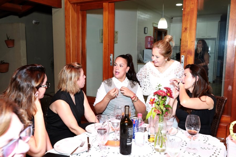 UMA NOITE DE CELEBRAÇÃO PARA TELMA MAIA POLO –  CONFRA. MAGNÓLIAS - Eloisa Mattos