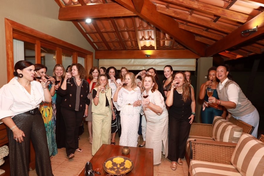 UMA NOITE DE CELEBRAÇÃO PARA TELMA MAIA POLO –  CONFRA. MAGNÓLIAS - Eloisa Mattos