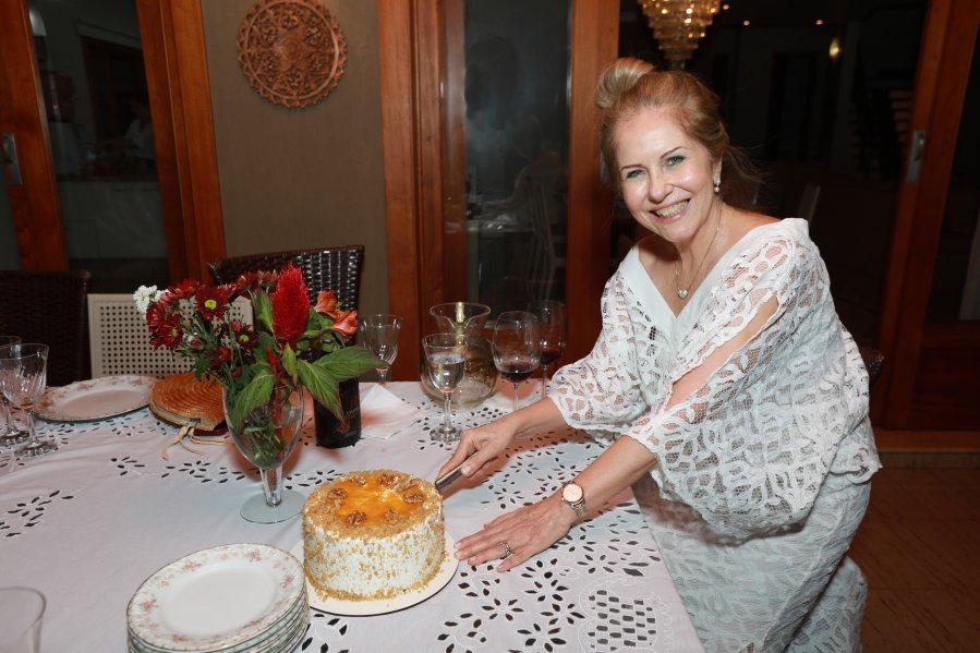 UMA NOITE DE CELEBRAÇÃO PARA TELMA MAIA POLO –  CONFRA. MAGNÓLIAS - Eloisa Mattos