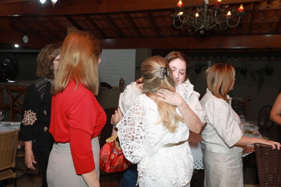 UMA NOITE DE CELEBRAÇÃO PARA TELMA MAIA POLO –  CONFRA. MAGNÓLIAS - Eloisa Mattos
