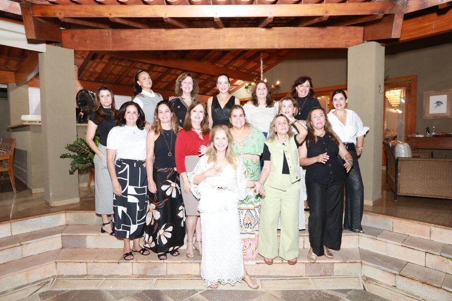 UMA NOITE DE CELEBRAÇÃO PARA TELMA MAIA POLO –  CONFRA. MAGNÓLIAS - Eloisa Mattos